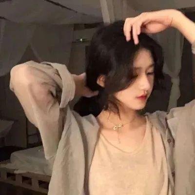 所以......和黑粉结婚了